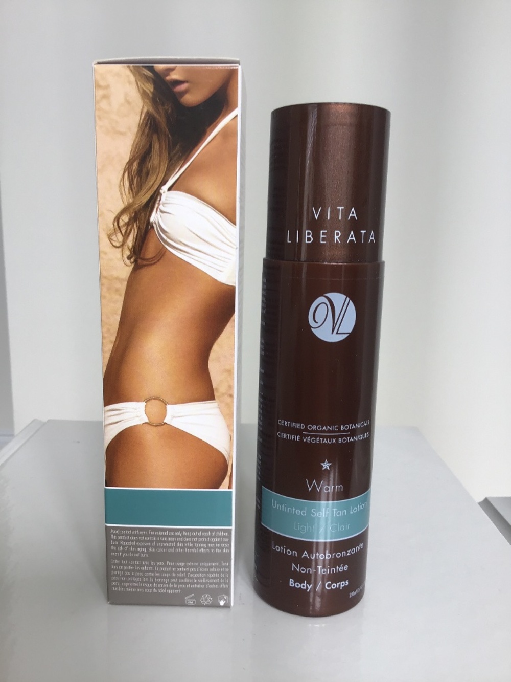 Vita Liberata Untinted self tan lotion (light) 200ml